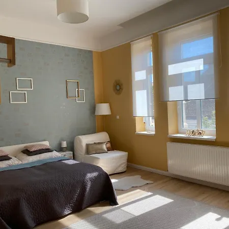 Apartamento 18 *