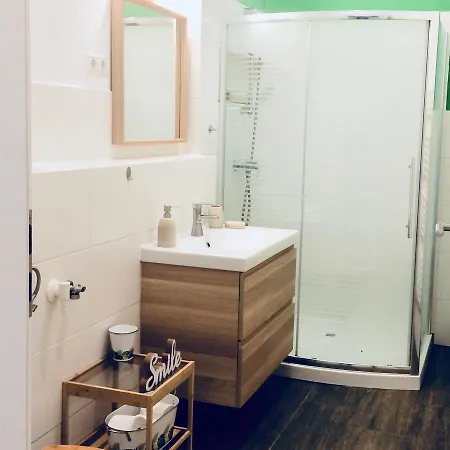 Apartamento 18 *